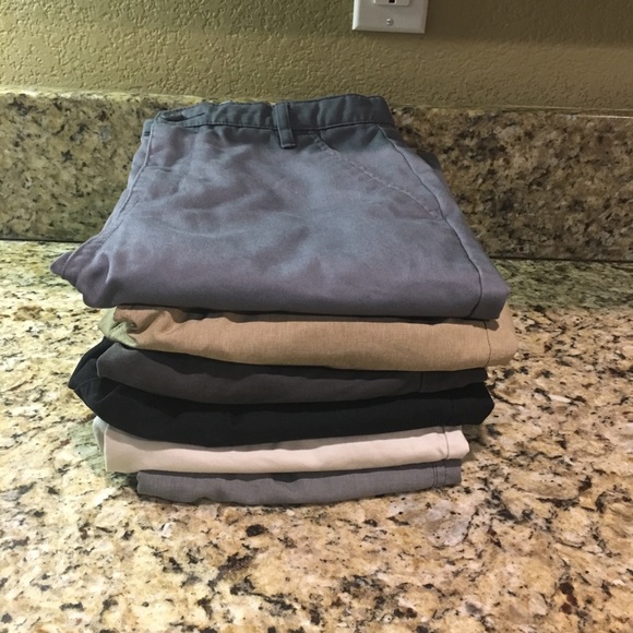 Bundle of 6 youth shorts - Picture 3 of 3